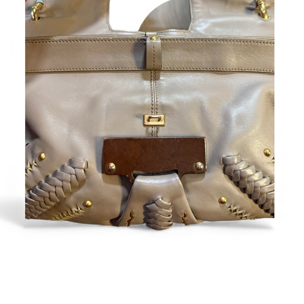 ❌sold❌Salvatore Ferragamo (2000s) Braid Leather Gancio Shoulder Bag – Taupe - Picture 6 of 14